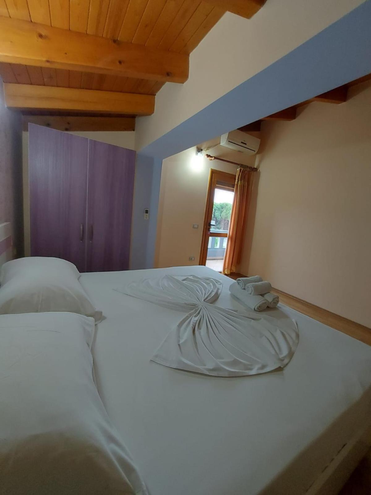 Vila Green Relax Вльора Екстер'єр фото