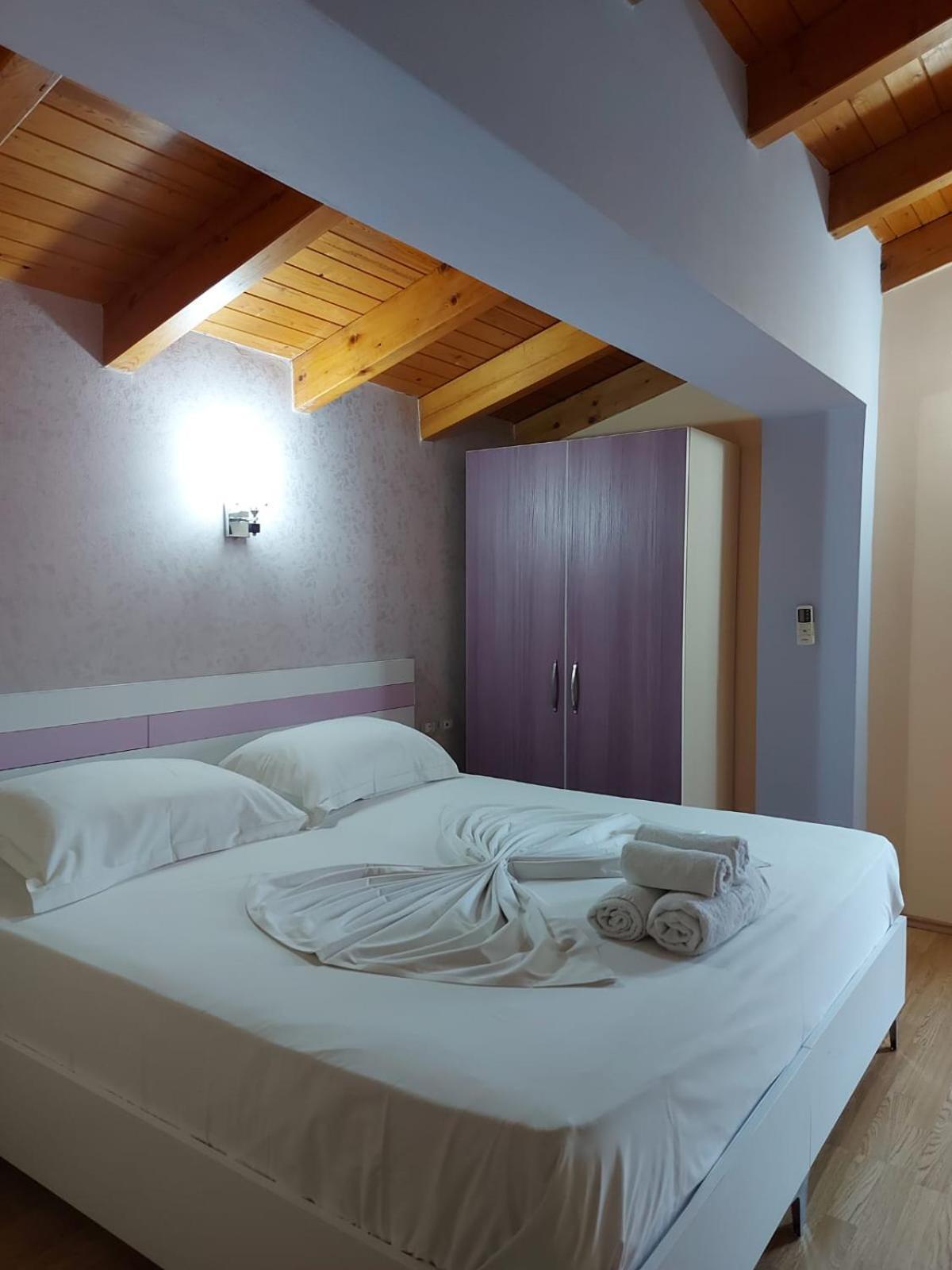 Vila Green Relax Вльора Екстер'єр фото