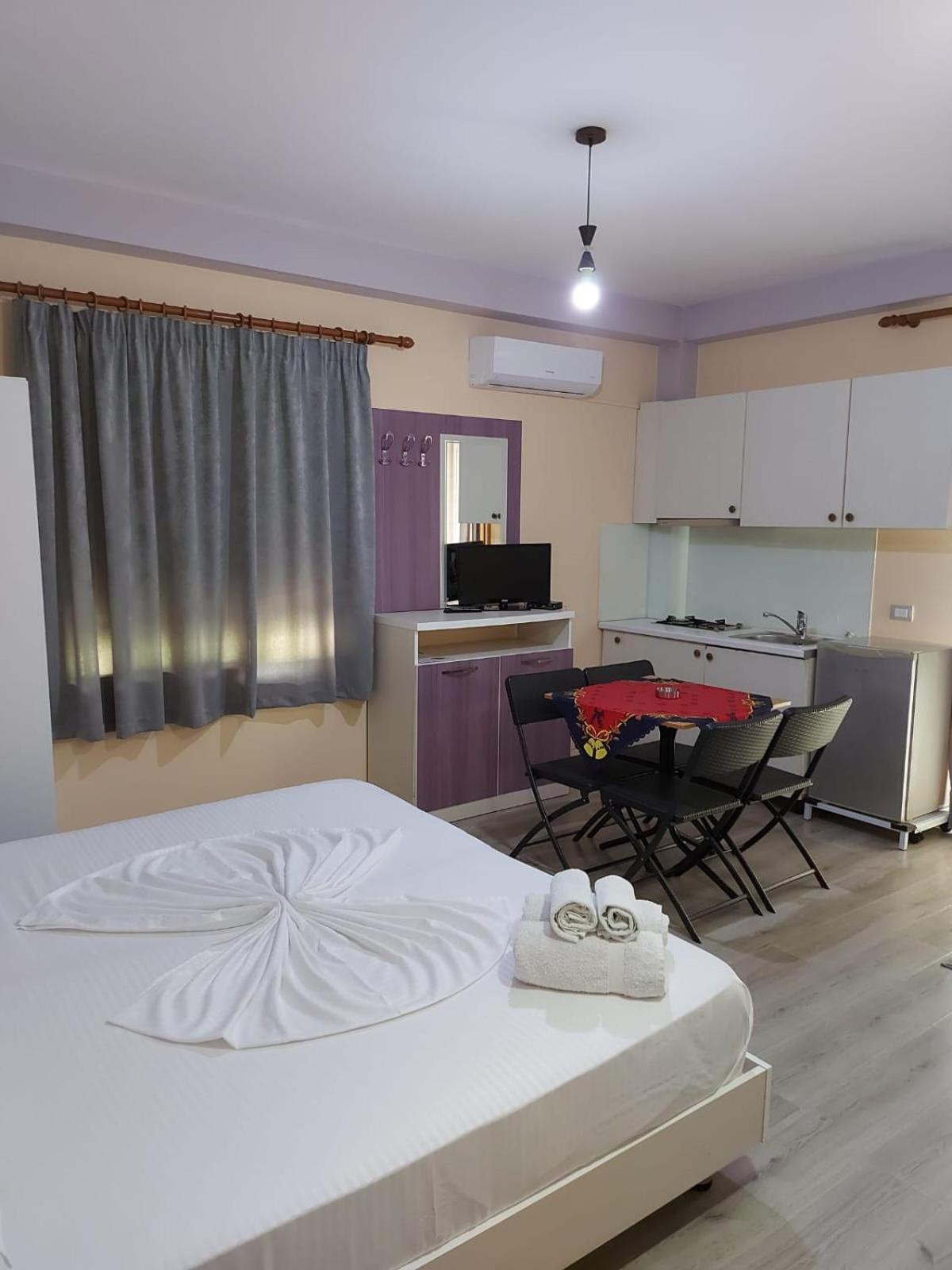 Vila Green Relax Вльора Екстер'єр фото
