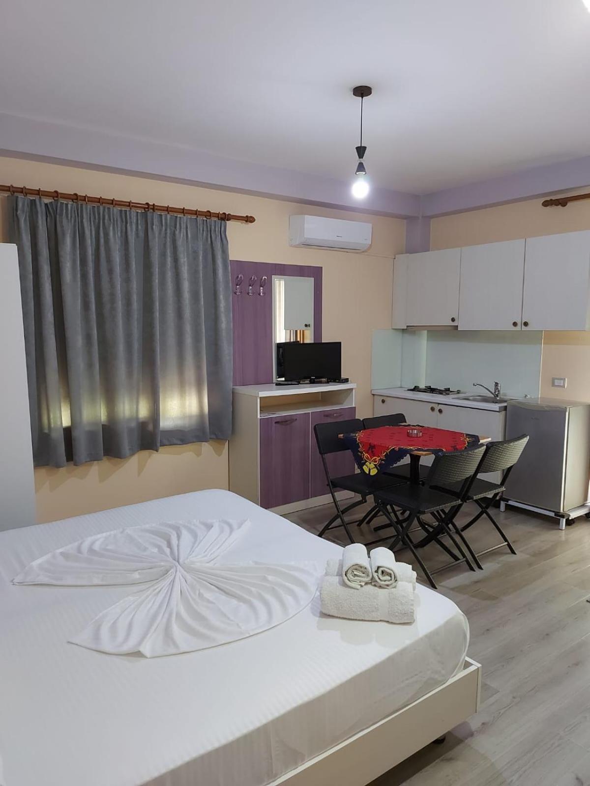 Vila Green Relax Вльора Екстер'єр фото